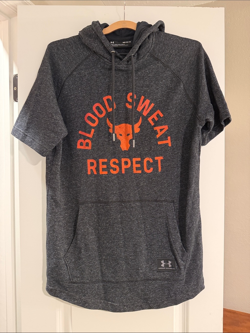 Under Armour Men's Charcoal Gray Short Sleeve Hoodie with Red Print